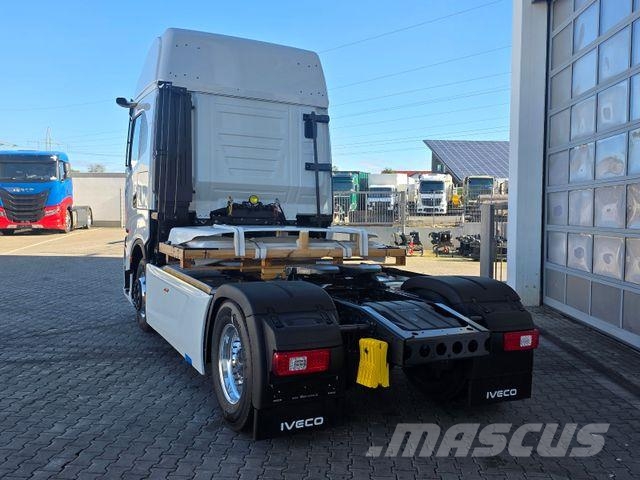 Iveco AS440S50T/FP, Intarder, ADR AT,EXII,EXIII,FL Vlačilci