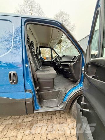Iveco Daily 35-13 - EURO5 - 137 TKm - Werkstattwagen パネルバン