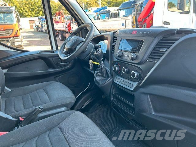 Iveco Daily 35-140 Pritsche mit Doppelkabine 4x2 Pickup/Pritschenwagen
