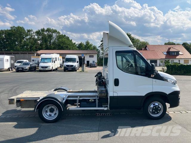 Iveco Daily 35C18 Mini Sattel/AC/TÜV-11/27/EU6c Trækkere