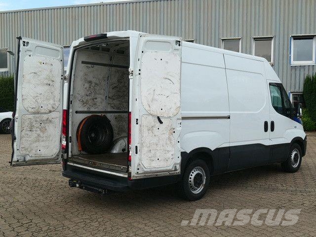 Iveco Daily 35S14/Hochdach/AHK/Klima Furgonetas cerradas