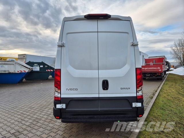 Iveco Daily 35S14B V Kastenwagen パネルバン