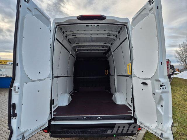 Iveco Daily 35S14B V Kastenwagen パネルバン
