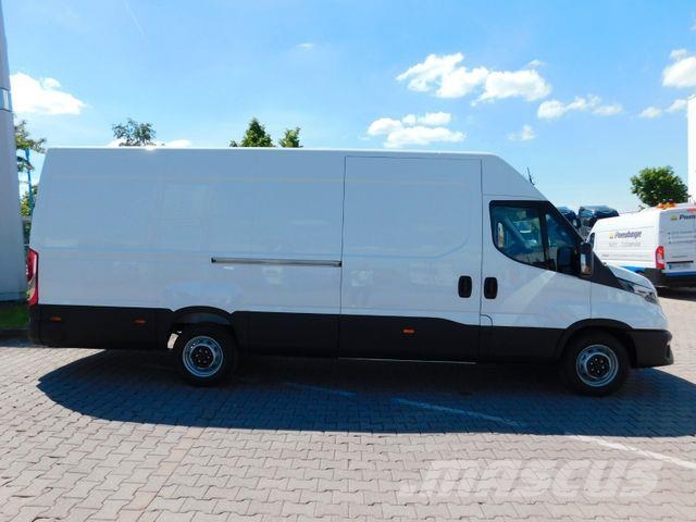 Iveco Daily 35S16 3.0Liter Automatik Holzboden/Airline Gesloten bedrijfswagens