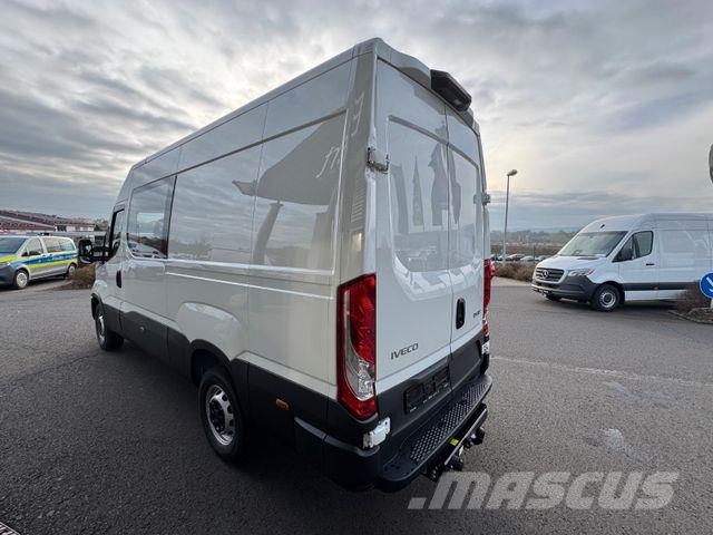 Iveco Daily 35S16 A8 *DoKa*Automatik*AHK*R3.520mm* Mikroautobusai