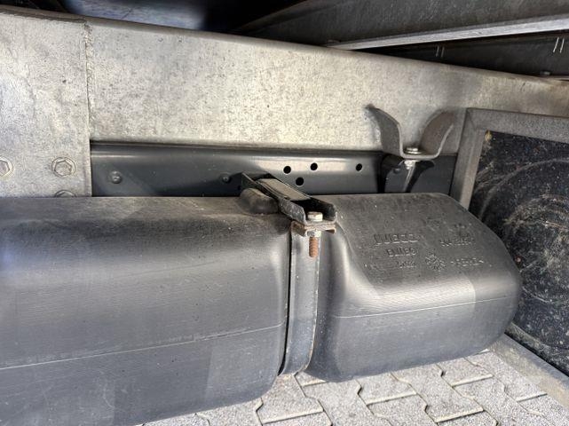 Iveco Daily 65C15 Kran Fassi F50 Tovornjaki s kesonom/platojem