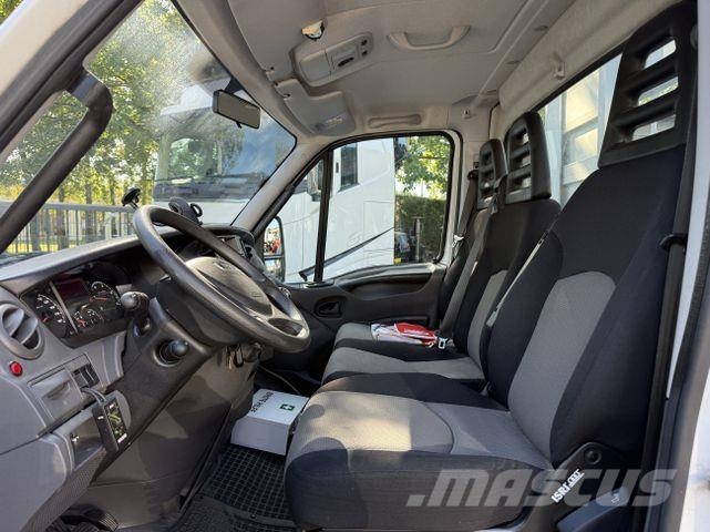 Iveco Daily 65C15 Kran Fassi F50 Tovornjaki s kesonom/platojem