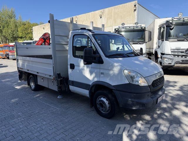 Iveco Daily 65C15 Kran Fassi F50 Tovornjaki s kesonom/platojem