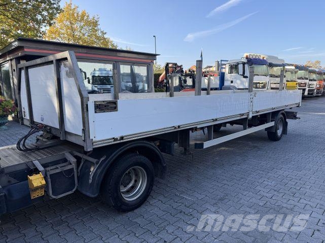Iveco Daily 70-180 Kran HMF 710 + Auflieger Kranwagen