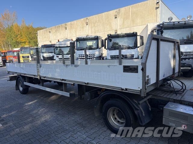 Iveco Daily 70-180 Kran HMF 710 + Auflieger Kranwagen