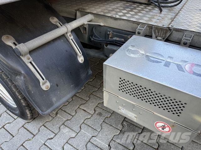 Iveco Daily 70-180 Kran HMF 710 + Auflieger Kranwagen