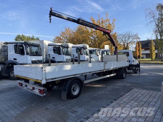Iveco Daily 70-180 Kran HMF 710 + Auflieger Kranwagen