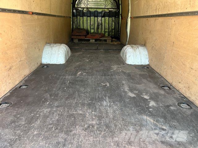 Iveco DAILY 70-210 Hi-Matic Maxi Hoch und Lang 4x2 Panel vanlar