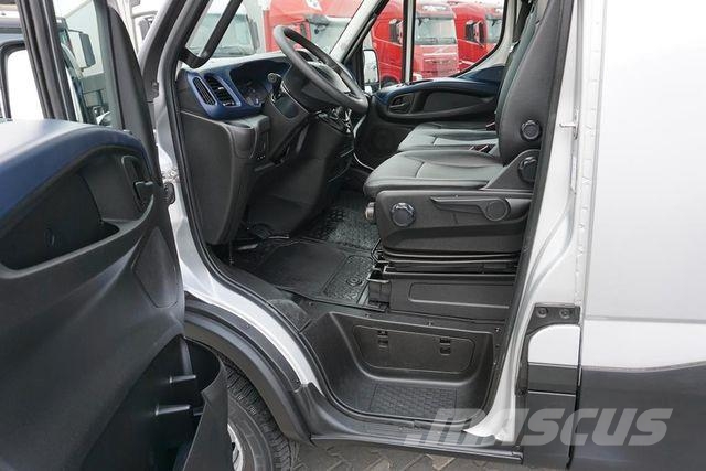 Iveco DAILY / 70C18 / 3,0 - 180 KM / HI - MATIC / MAX Furgonetas /Furgón