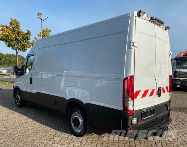 Iveco Daily HKa 35 S15/ AC/ RFK/ CargoPaket/ AHK 3.5t Preču pārvadāšanas furgoni