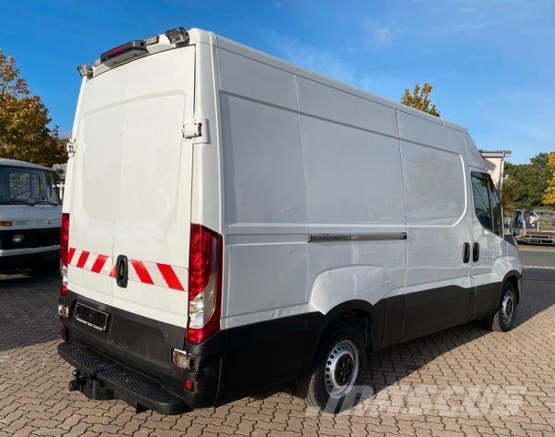 Iveco Daily HKa 35 S15/ AC/ RFK/ CargoPaket/ AHK 3.5t Preču pārvadāšanas furgoni