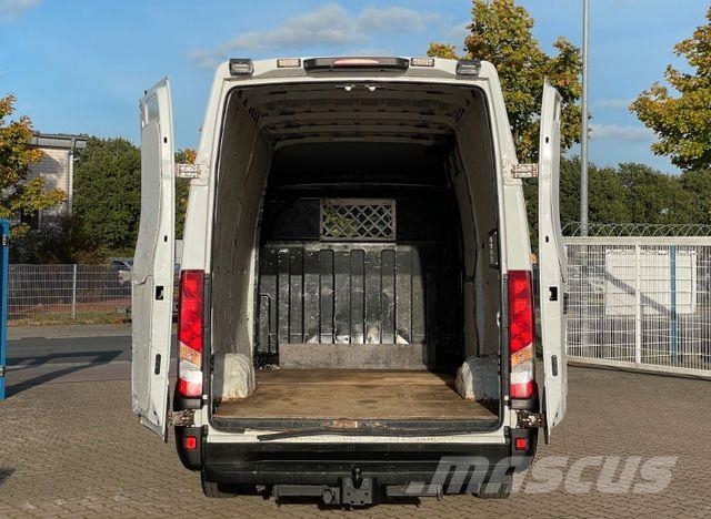 Iveco Daily HKa 35 S15/ AC/ RFK/ CargoPaket/ AHK 3.5t Preču pārvadāšanas furgoni