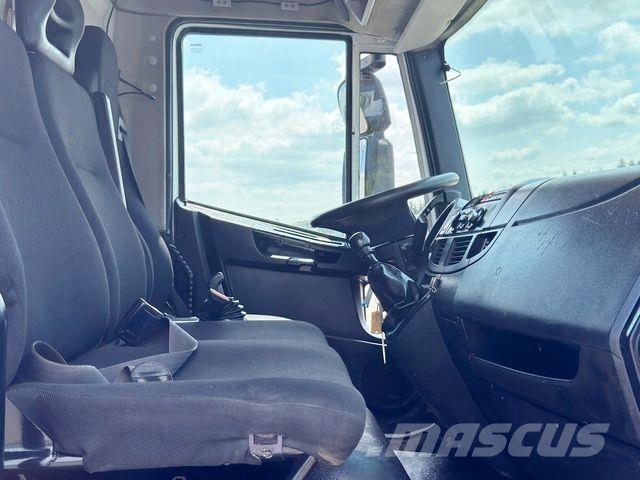 Iveco EUROCARGO 110-250* PLATFORM 4,60 m* 4x4 Camiones con chasís y cabina