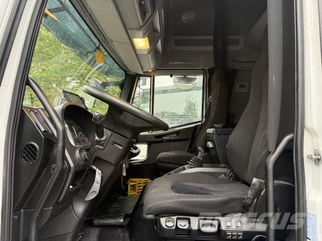 Iveco Eurocargo 160-280 شاحنات بغطاء جانبي