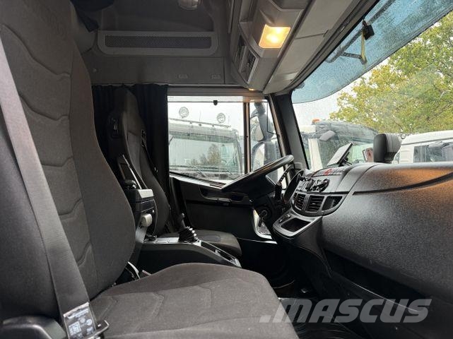 Iveco Eurocargo 160-280 شاحنات بغطاء جانبي