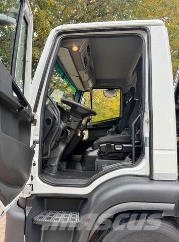 Iveco EUROCARGO 160E210 - Kran - Koffer - 32 TKm Vlakke laadvloer met kraan