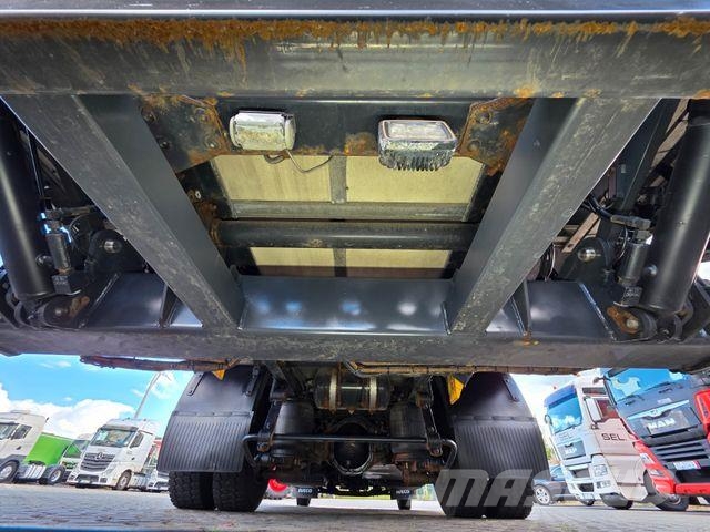 Iveco Eurocargo 75-210 / Ladebordwan Furgonetas de caja cerrada
