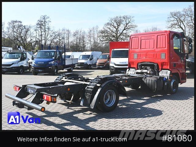 Iveco Eurocargo 80E19 Fahrgestell, Klima, AHK, Luftfed Camiones con chasís y cabina