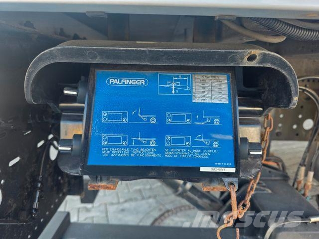 Iveco Eurocargo ML120E25 LBW Palfinger 1.500kg Klima Skriňová nadstavba