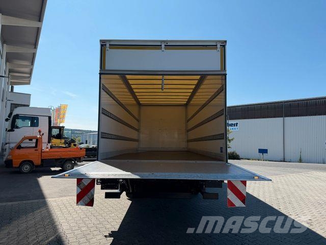 Iveco Eurocargo ML120E25 LBW Palfinger 1.500kg 3 Sitze Skriňová nadstavba