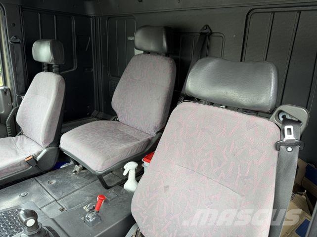 Iveco EuroTrakker 190E35W 4X4 Ex Armee Camiones con chasís y cabina