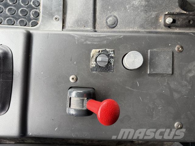 Iveco EuroTrakker 190E35W 4X4 Ex Armee Camiones con chasís y cabina