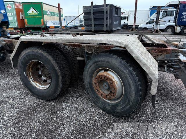 Iveco LD 260E43 6x2 Fahrgestell Kamioni-šasije