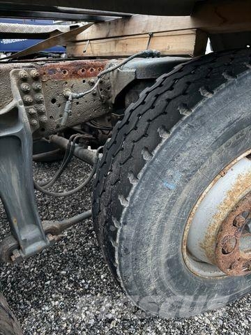 Iveco LD 260E43 6x2 Fahrgestell Kamioni-šasije