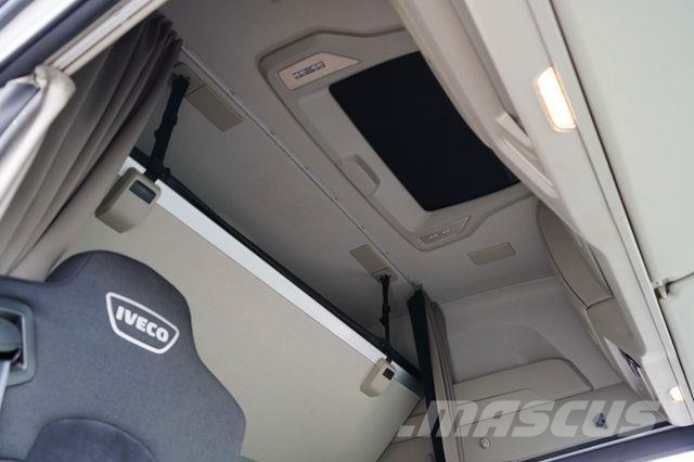 Iveco S-WAY / 420 / E 6 / KONTENER + WINDA / 20 PALET Samochody ciężarowe ze skrzynią zamkniętą