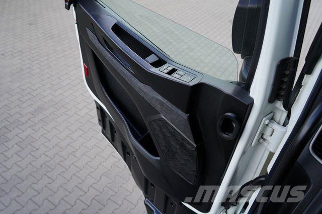 Iveco S-WAY / 420 / E 6 / KONTENER + WINDA / 20 PALET Samochody ciężarowe ze skrzynią zamkniętą