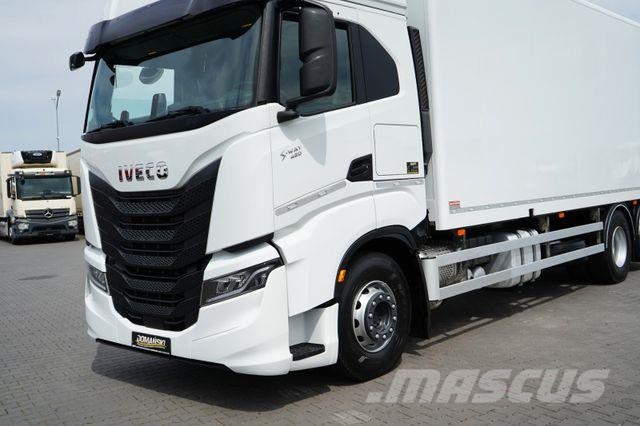 Iveco S-WAY / 420 / E 6 / KONTENER + WINDA / 22 PALETY 탑차 트럭