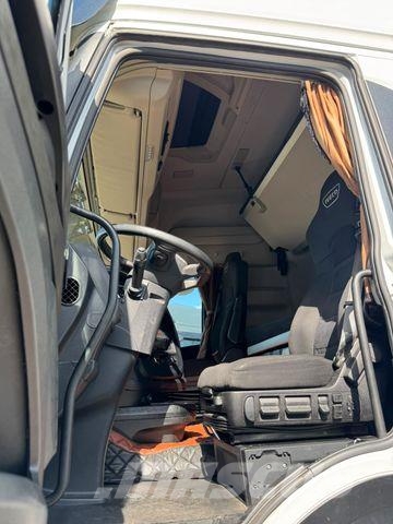 Iveco S-WAY 480 * RETARDER * VOLLVERKLEIDUNG * Vetopöytäautot