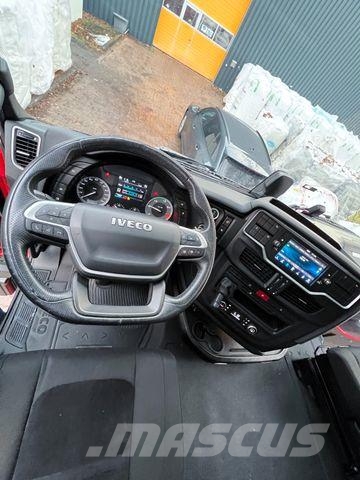 Iveco S-WAY 480 -SZM -106 TKm - 1. Hand Trekkvogner
