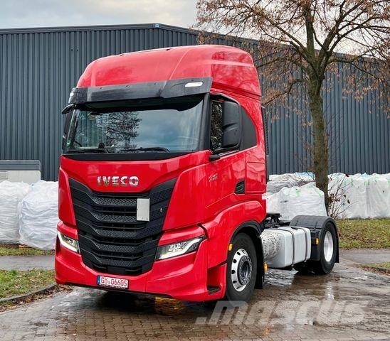 Iveco S-WAY 480 -SZM -106 TKm - 1. Hand Trekkvogner