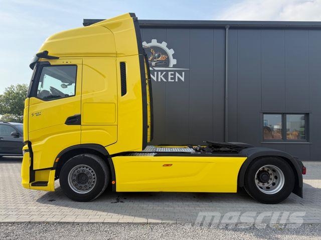 Iveco S-WAY 500 Kipphydraulik Sattelzugmaschinen