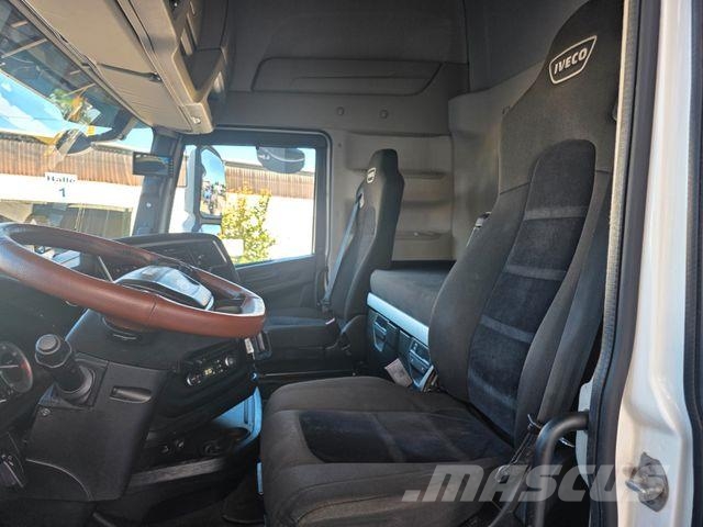 Iveco S-Way AS440S46T/P NP LNG Erdgas Intarder Truck Tractor Units