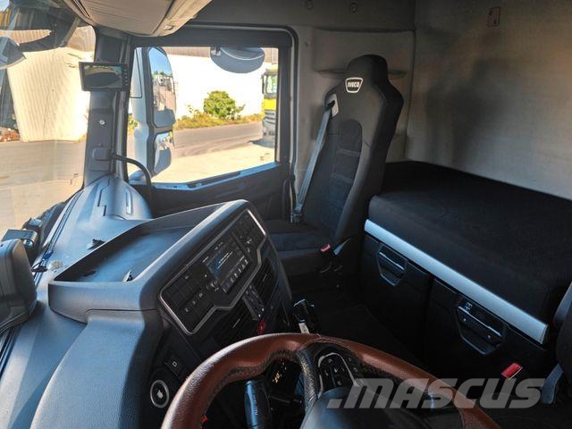 Iveco S-Way AS440S46T/P NP LNG Erdgas Intarder Truck Tractor Units
