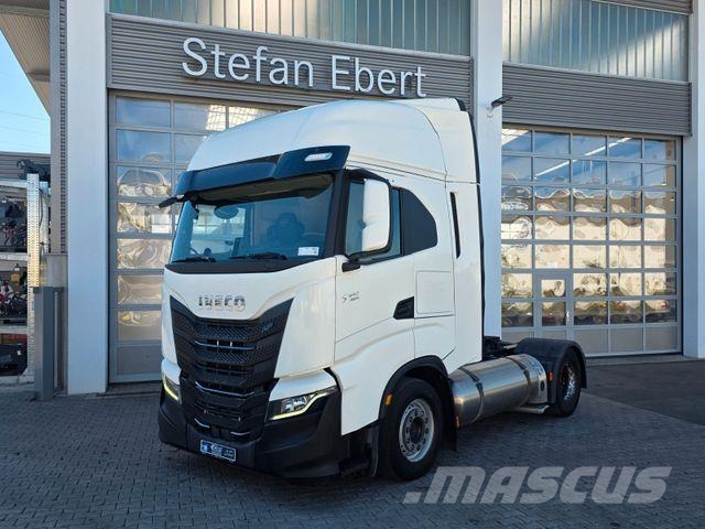 Iveco S-Way AS440S46T/P NP LNG Erdgas Intarder Truck Tractor Units