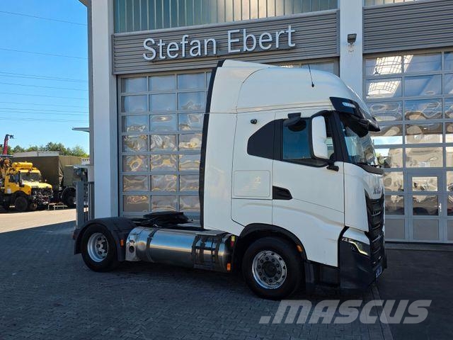 Iveco S-Way AS440S46T/P NP LNG Erdgas Intarder Truck Tractor Units