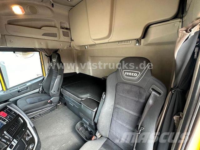 Iveco Stralis 460 Euro6 4x2 Blatt-/Luft, Erdgas Trekkvogner