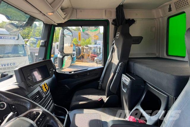Iveco T-Way 510 10x4 Moser Tipper trucks