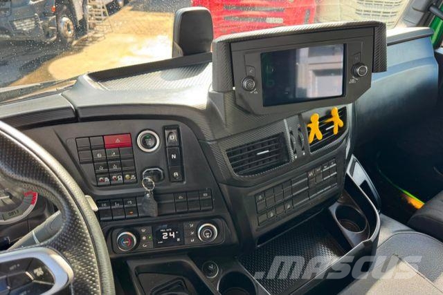 Iveco T-Way 510 10x4 Moser Tipper trucks