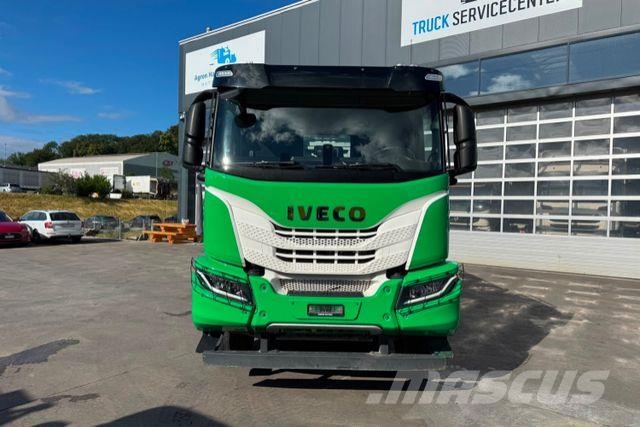 Iveco T-Way 510 10x4 Moser Tipper trucks