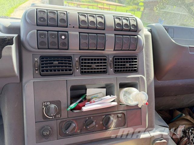 Iveco TRACKER AD 190T36 W 2-Achs Allradkipper Kran Atl Kiper tovornjaki