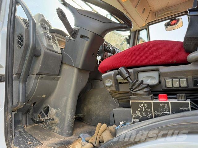 Iveco TRACKER AD 190T36 W 2-Achs Allradkipper Kran Atl Kiper tovornjaki